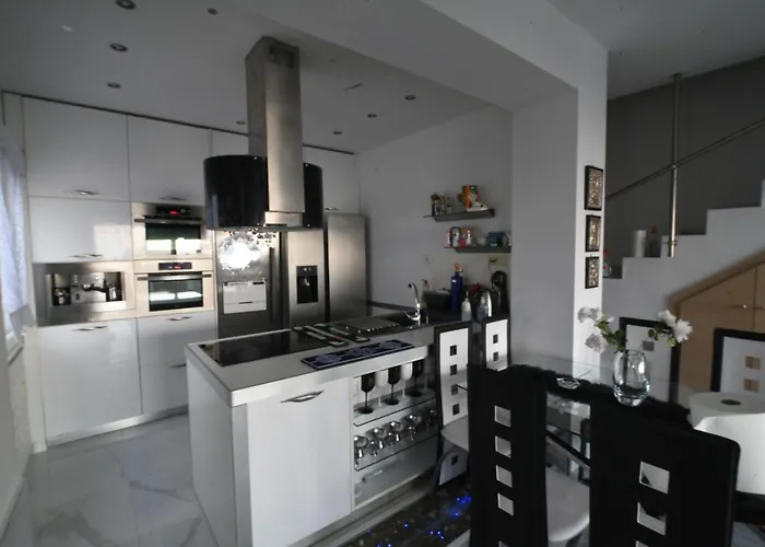 Panorama, Now A Smart * Skála Kallirákhis