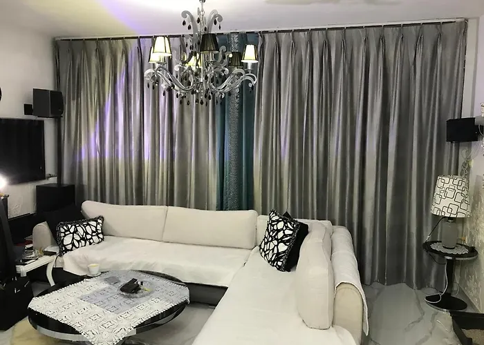 Panorama, Now A Smart 빌라 *